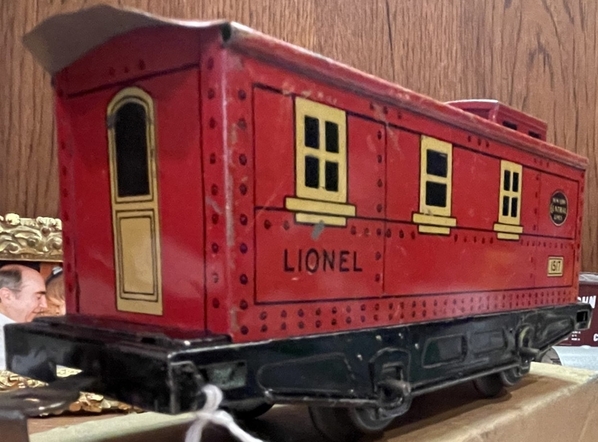 Lionel 1517 caboose Lionel end