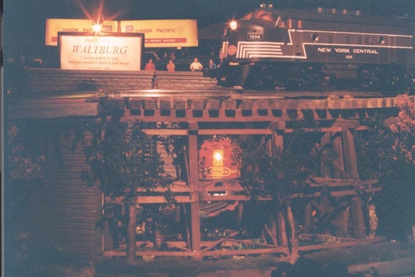 C1999_look_thru_trestle_at150