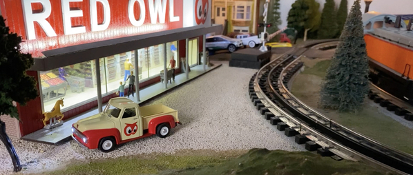 Red Owl Truck